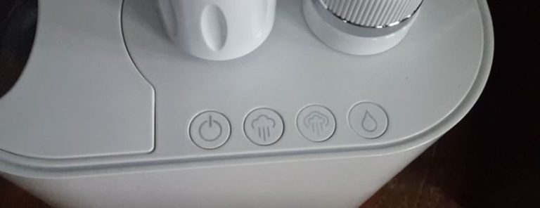 SteamOne H2020. défroisseur vertical - panneau de commande