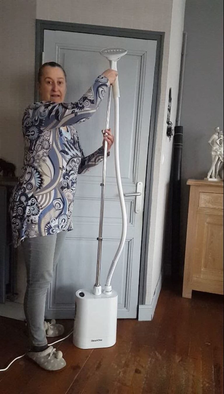 SteamOne H2020. défroisseur vertical - hauteur
