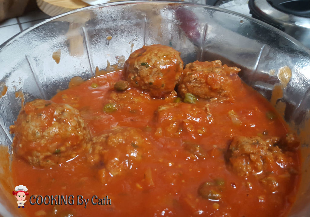 Boulettes de Boeuf Sauce Tomate aux Câpres