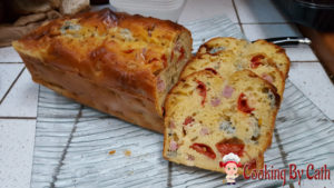 cake jambon, bleu d'auvergne & tomates cerises